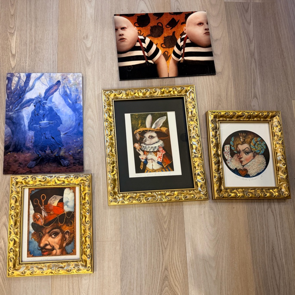 Alice in wonderland Wall Decor Set with Gold Frames